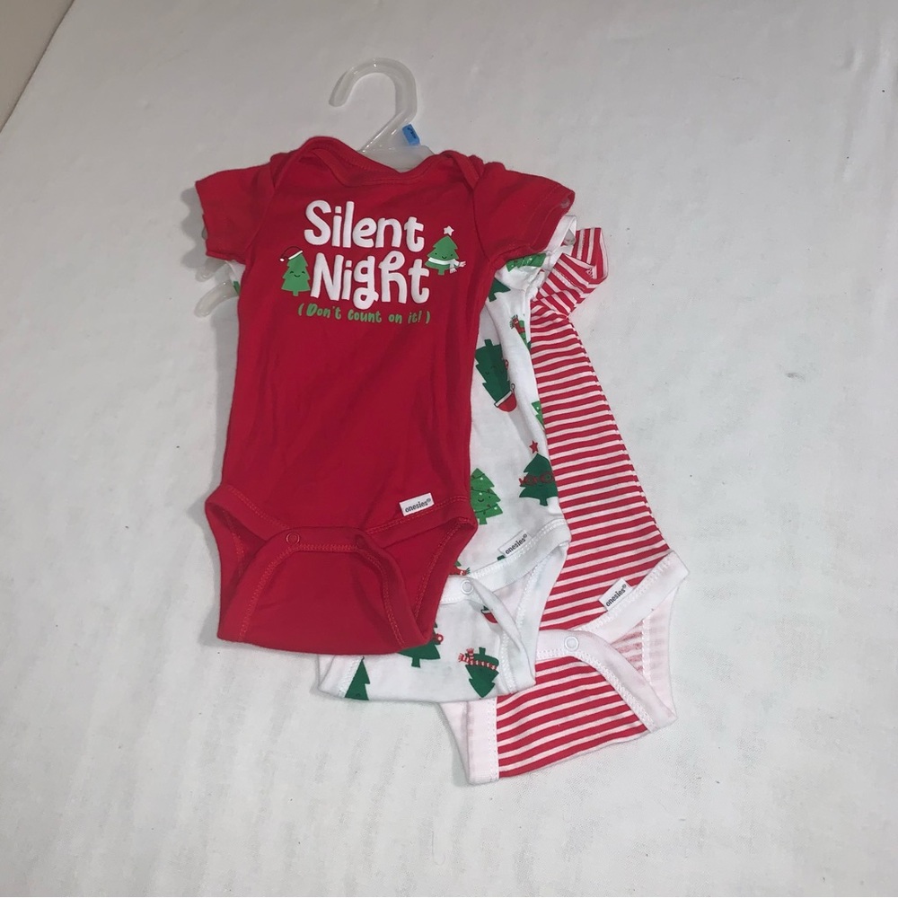 NWOT Onesie brand Christmas onesie 3piece set 0-3 mos